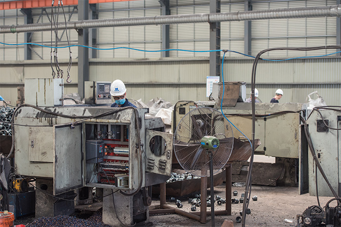 丹阳网架配件-锥头加工车间